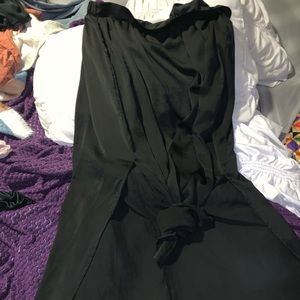 Maxi skirt with two spilts